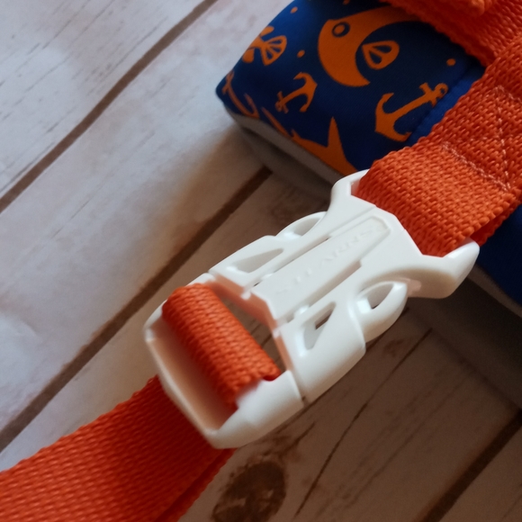 Puddle Jumper Swim Vest - Picture 3 of 5